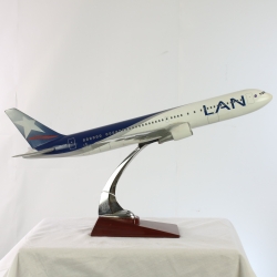 Maqueta Avión LAN