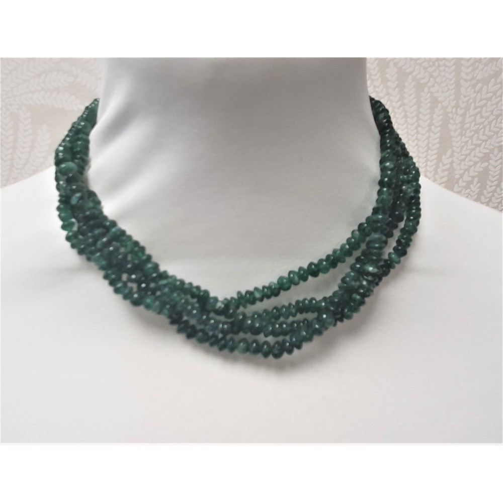 Collar bisuteria piedras verdes
