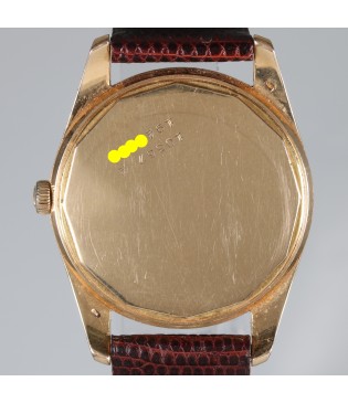 Universal Geneve Polerouter Oro